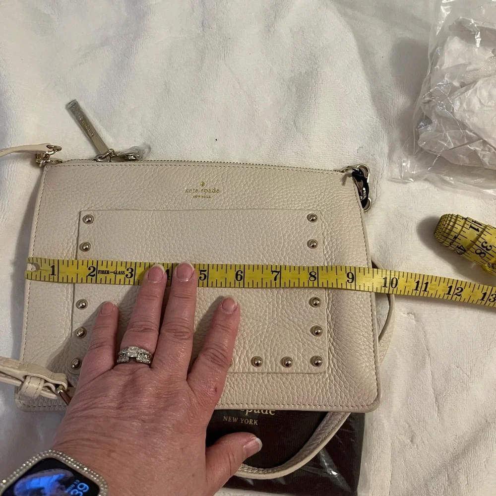 KATE SPADE ♠️ UNISEX ON PURPOSE STUDDED LEATHER CROSSBODY IN BEACHBONE NWT - Picture 3 of 10